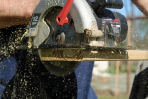 circular saw cutting timber